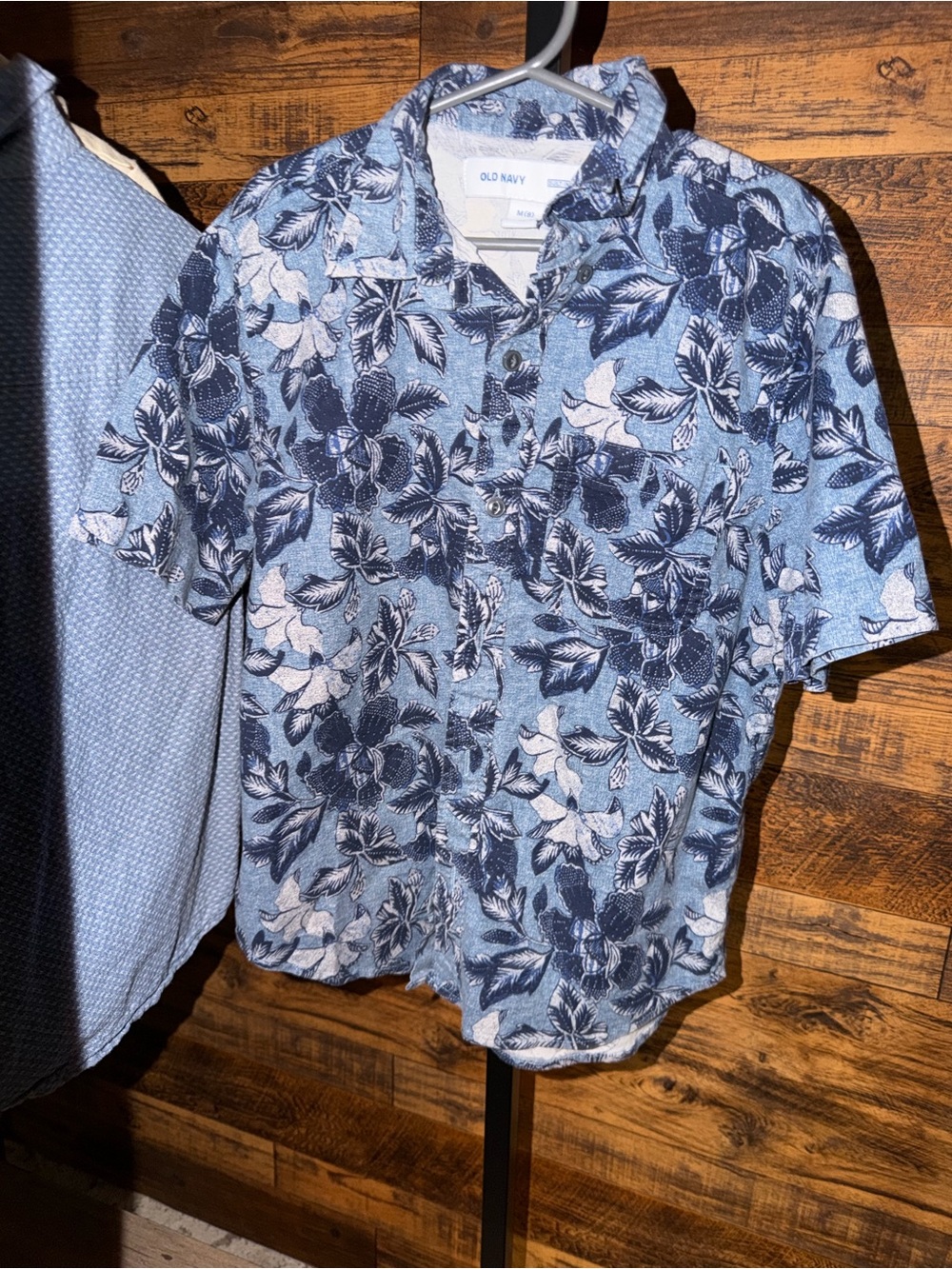 Old Navy Blue Floral Short Sleeve Button-Down Shirt - Navy & Light Blue